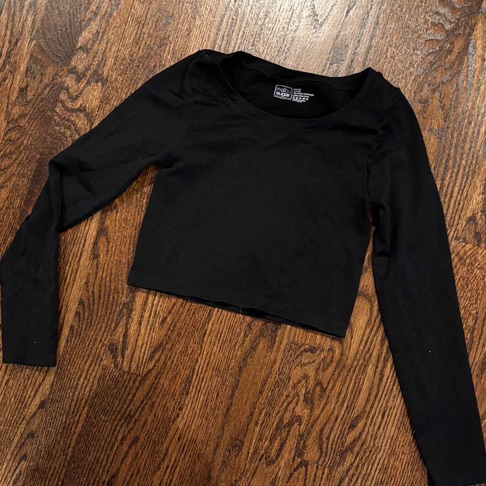 Black Long Sleeve Crop Top